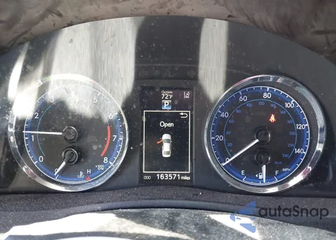 2017 Toyota Corolla Se z USA, uszkodzony, nr VIN 5YFBURHE3HP737776